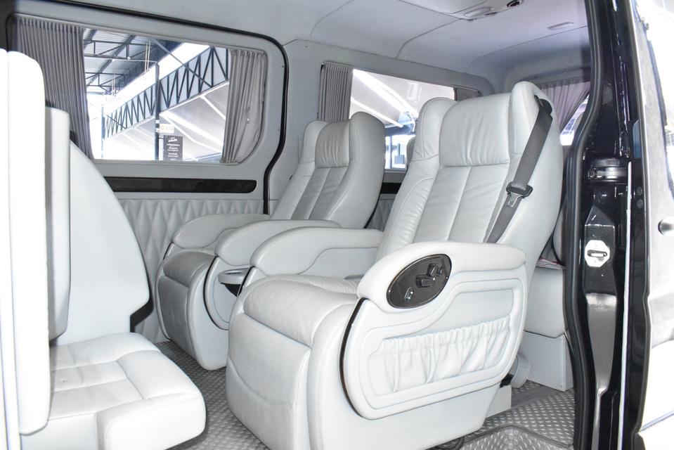 รหัสรถ JRS7158 Mercedes Benz sprinter 316 CDI Premium Edition  ปี17 จด 19 16