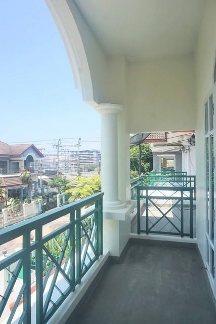 ให้เช่าบ้านเดี่ยว 2 ชั้น 220 ตร.ม. 4 ห้องนอน โครงการบ้านอัญชัญ ศรีนครินทร์ 51 ใกล้ซีคอน ใกล้ MRT สายสีเหลือง ติดตลาดนัดร 5