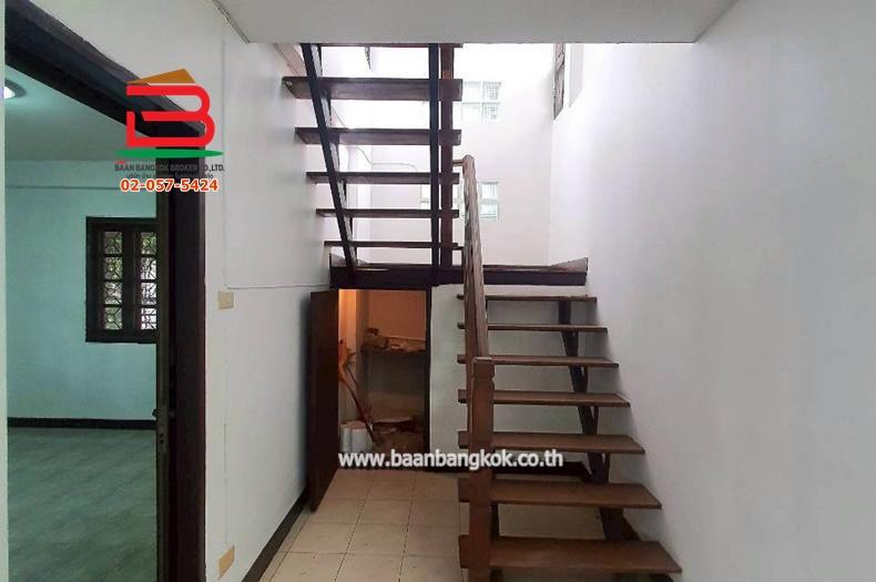 บ้านเดี่ยว หมู่บ้าน เลิศอุบล กม.6 (ซ.รามอินทรา 65 แยก 2-4) เนื้อที่ 74.4 ตรว. ถนนรามอินทรา แขวงท่าแร้ง เขตบางเขน กรุงเทพมหานคร 7