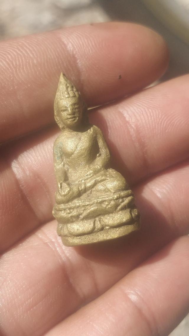 พระกริ่งเก่าเนื้อหาดี