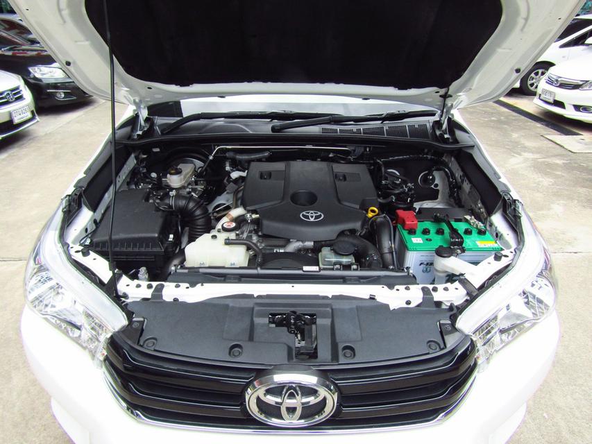 Toyota hilux revo 2020 3