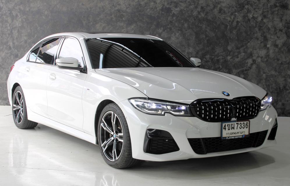 รหัสรถ JRS7336 📌 เข้าใหม่ BMW 3 Series Li สีขาว ตัวเบนซิน 258 hp