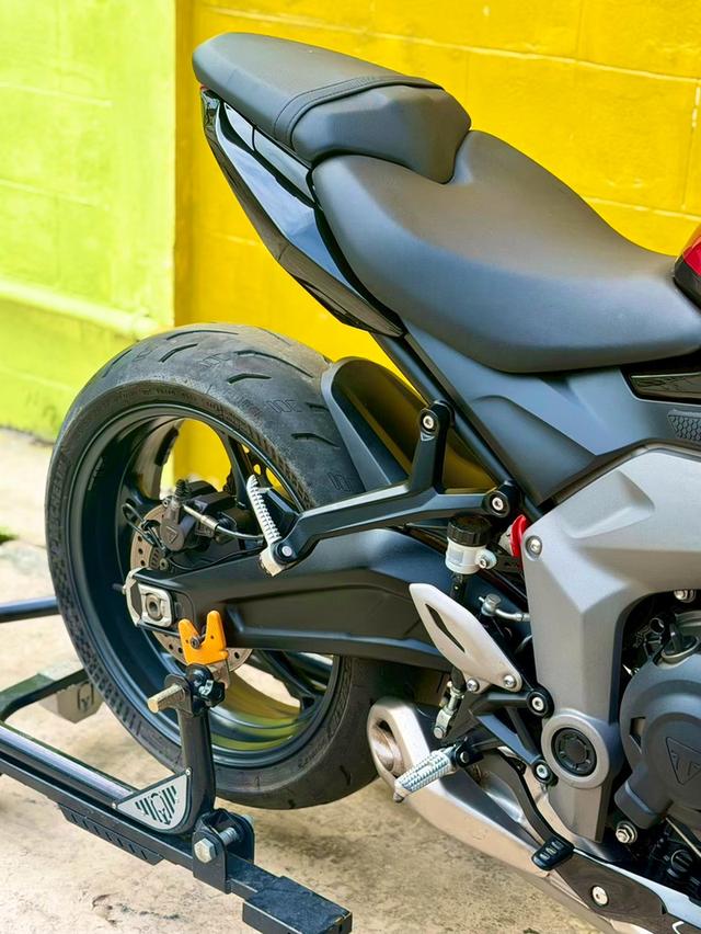 รถบิ๊กไบค์ Triumph Daytona 660 รูปที่ 13