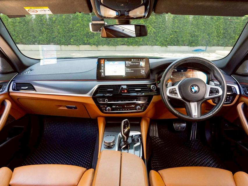 Bmw 520d M Sport ปีจด 2022 ♨️ ประกันเครื่องเกียร์3ปี30000km.♨️ รูปที่ 10