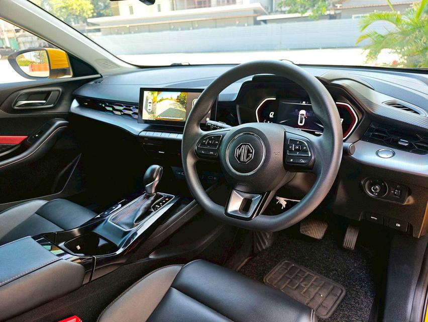 MG5 1.5 X Sunroof CVT 17