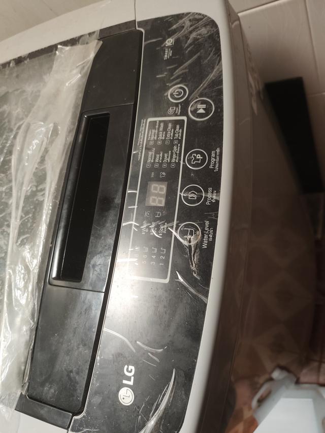 เครื่องซะกผ้า LG ฝาบนสภาพใหม่ใช้งาน4เดือน มีประกันอยู่ รูปที่ 3