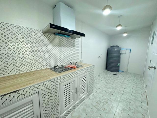 ตลาดนิคมบางปู 800 ม ใหม่ทั้งหลัง สวย18 ตร.วา.145ตร.ม. 3นอน 2น้ำ แพรกษา-นิคมบางปู บางปูกอล์ฟ แอนด์ สปอร์ต 1.9กม. ทาวน์เฮ้ 5