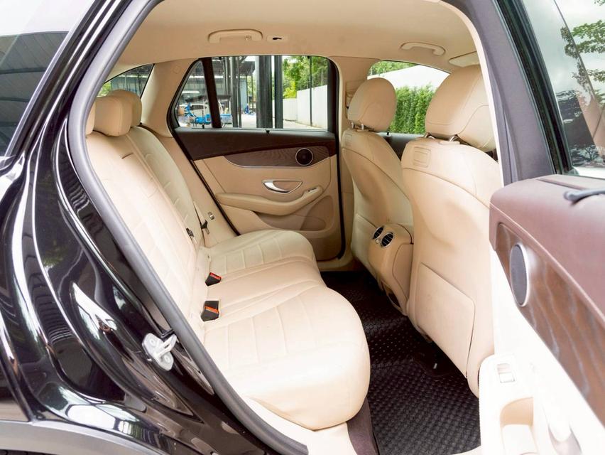 Benz Glc 250d 4MATIC ปี19 14