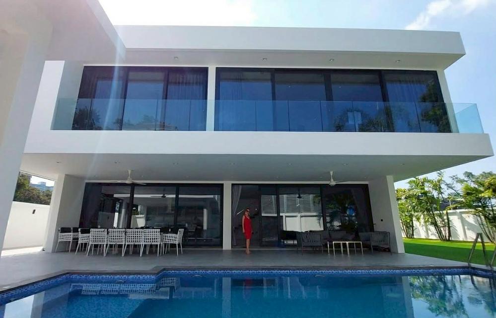 บ้านหรูสำหรับขาย เมืองพัทยา ชลบุรี 8
