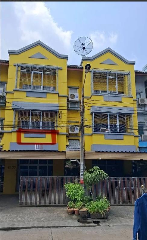ขายบ้านกรุงเทพฯ บางขุนเทียน Town home 2 หลัง 3 ชั้น พระราม 2 ซ.69 Home Office หน้ากว้าง 6 เมตร มบ. ศรัญญา จอดรถได้ 5 คัน ใกล้ เซ็น 2 รพ.นครธน 1