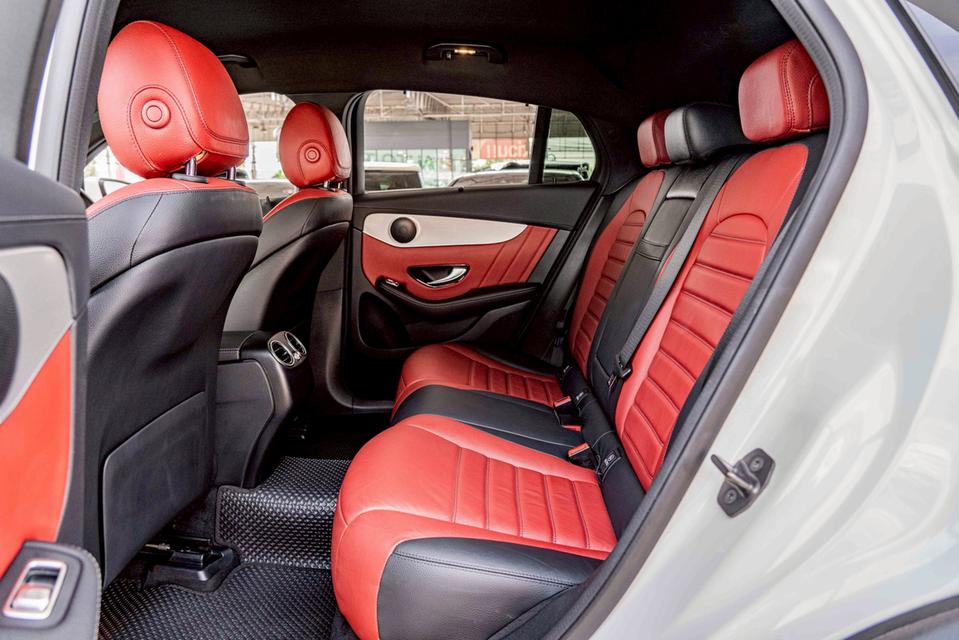 รหัสรถ NP4144 BENZ GLC220d AMG 4MATIC COUPE 2020 15