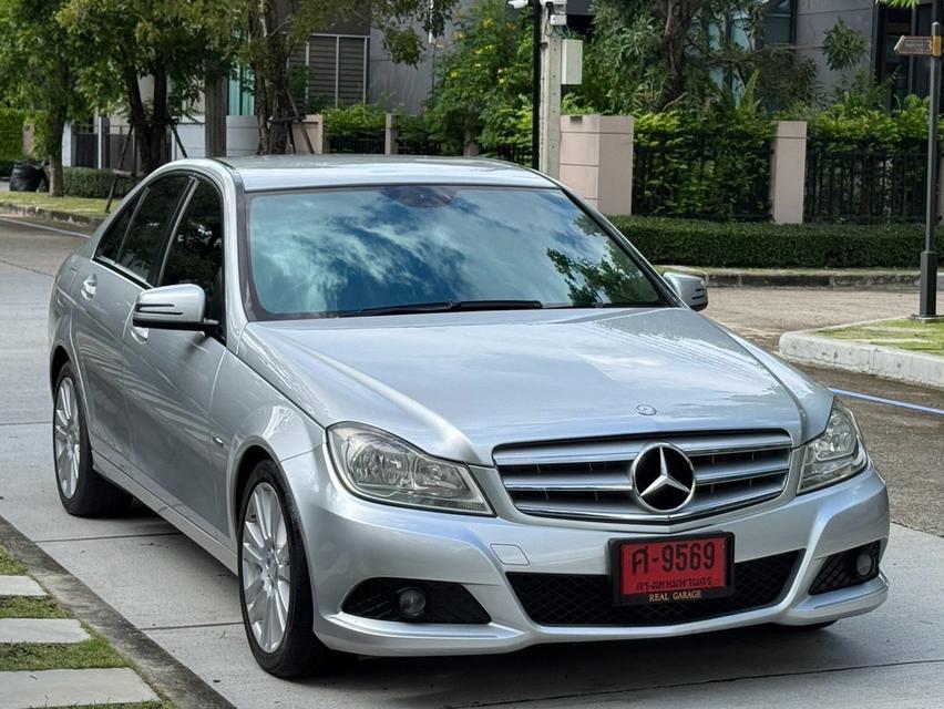 Benz C200 CGI W204 ปี12 วิ่ง 100000 km. รูปย่อยที่ 3