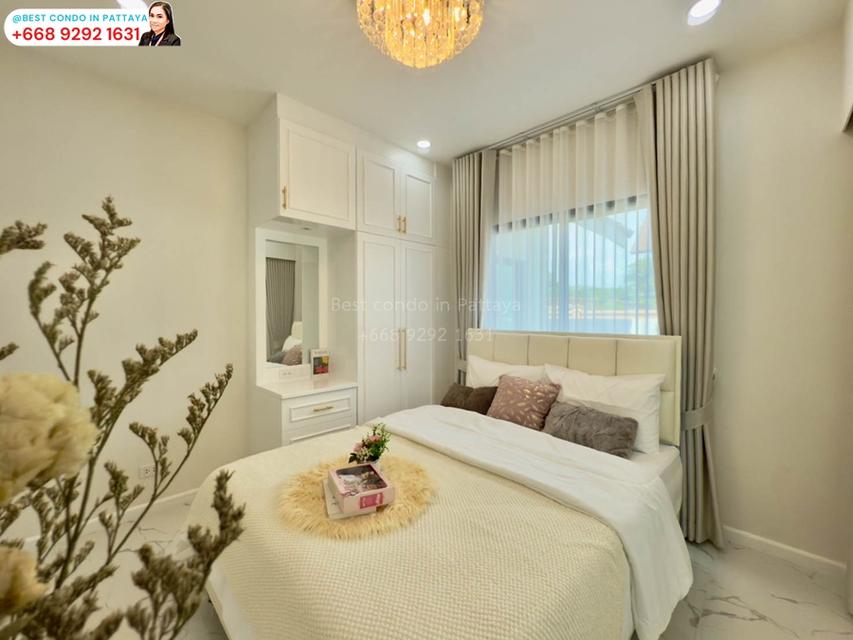 ✨ #บ้านหรูพัทยา พร้อมสระว่ายน้ำ #รหัสทรัพย์447 ✨ 🔥🔥 ราคาเพียง 10.9 ล้าน 🔥🔥 🏡 บ้านหัวมุม ขนาดกว้าง พร้อมสระว่ายน้ำระบบเกลือ และเฟอร์ครบทุกห้อง 3