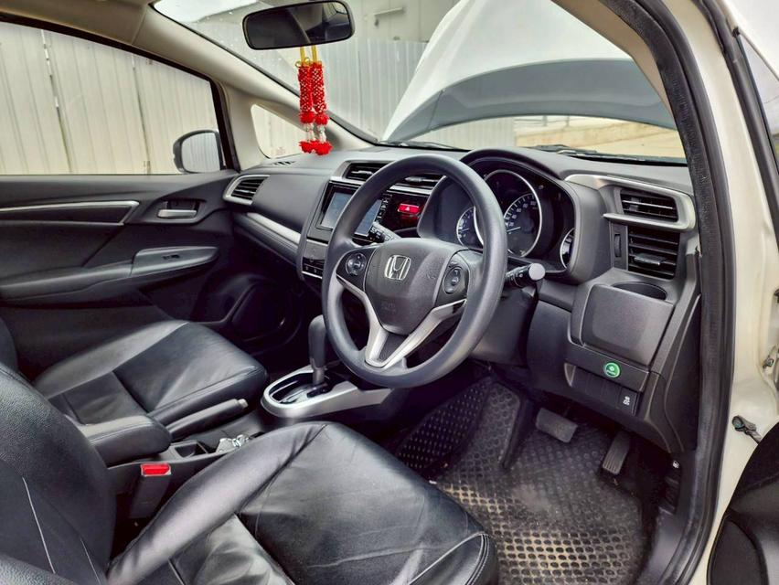 ขาย Honda Jazz 1.5SV ปี17 11