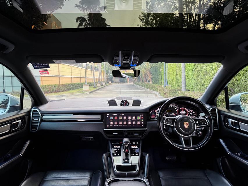 Porsche Cayenne Coupe E-hybrid Platinum Edition ปี 2023 รูปที่ 9