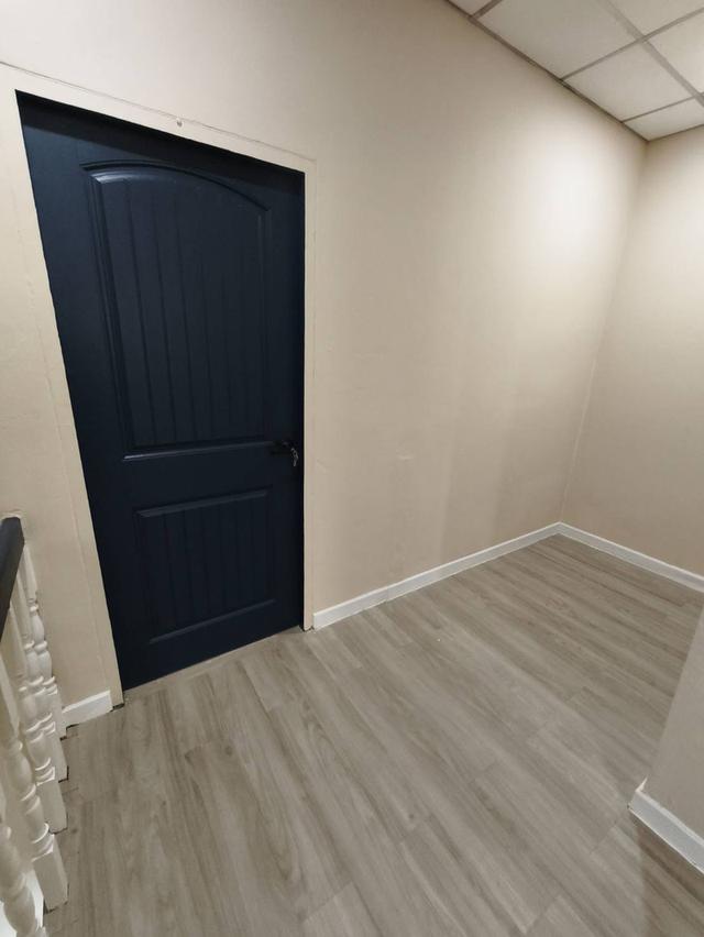 ขายบ้าน 3 ชั้น รีโนเวทใหม่ทั้งหลัง พร้อมอยู่ หมู่บ้านธนะสิน 9 นวมินทร์ 86 10