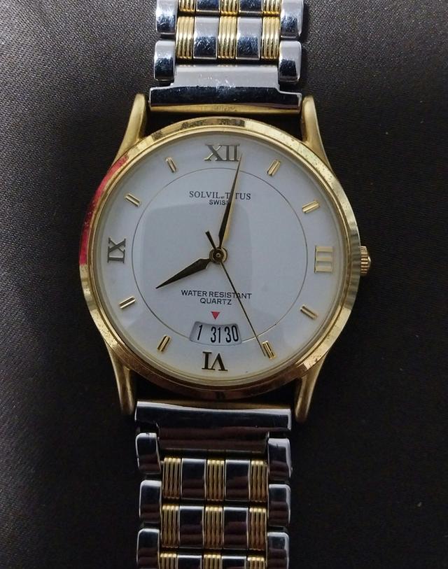 นาฬิกา Solvil et Titus