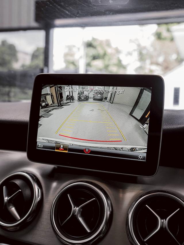 รหัสรถ 67GG8603 Mercedes Benz GLA 250 AMG Dynamic 2018 14