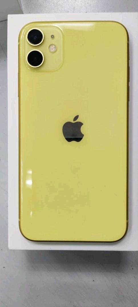 ขาย iPhone 11 สีเหลือง