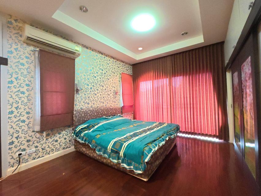 หมู่บ้านลัดดาวิลล์ 1 ใกล้เซ็นทรัลเวสเกต ถนน 340 บางบัวทอง – สุพรรณบุรี ต.พิมลราช อ.บางบัวทอง จ.นนทบุรี 13