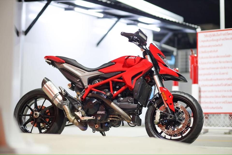 Ducati Hypermotard 939 สีแดง ปี 2019 5