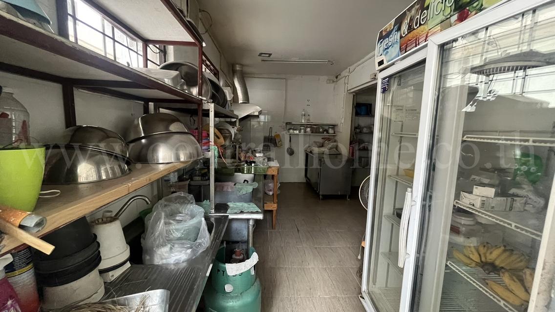 อาคารพาณิชย์ 2 คูหา ซอยแจ้งวัฒนะ 1 ทำเลดี พร้อมผู้เช่าออฟฟิศ 5