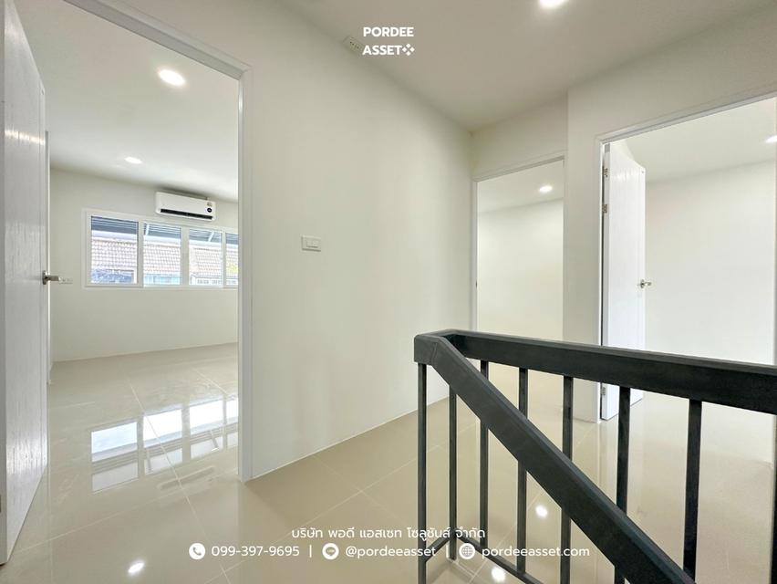หมู่บ้านประชากรไทย ลาดพร้าว 93 รีโนเวทใหม่ทั้งหลัง ต่อเติมเต็มพื้นที่ จอดรถ 2 คัน ใกล้ MRT มหาดไทย : Prachakornthai Village Ladprao 93 11