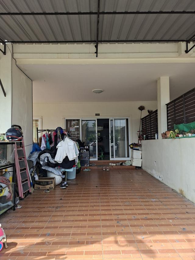 บ้านทาวน์โฮม 2 ชั้น 2 ห้องนอน 2 ห้องน้ำ 2