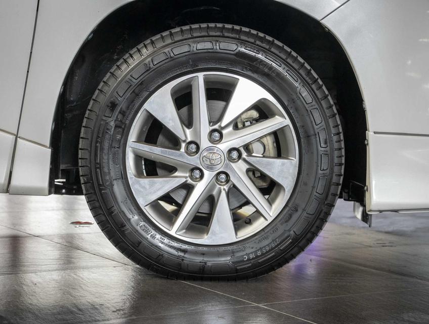 TOYOTA ALPHARD 2.4 HYBRID E-FOUR ปี 2013 6