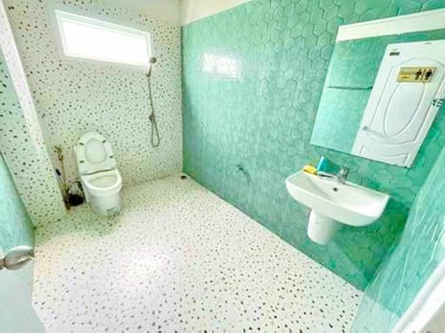 ดีไซน์ทันสมัย สภาพสวย 100ตร.ว. 700ตร.ม. พัฒนาการ 91-99 9นอน 4 น้ำ อาคาร 4ชั้น สวนหลวง ร.9 900ม. 3