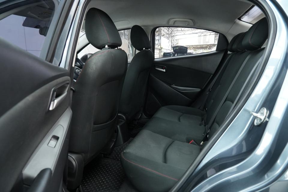 2015 MAZDA,2 1.3 HIGH 4ประตู  สีเทา ไมล์ 208771 กม. 14