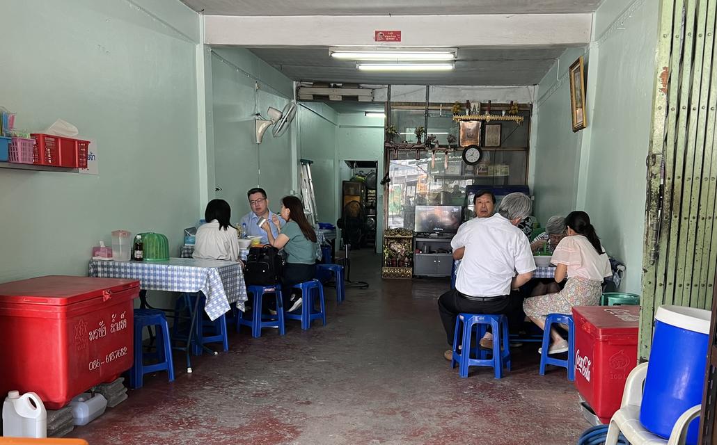ร้านเจ๊แดง ก๋วยจับ ต้มเลือดหมู ข้าวหมูแดงหมูกรอบ รูปที่ 7