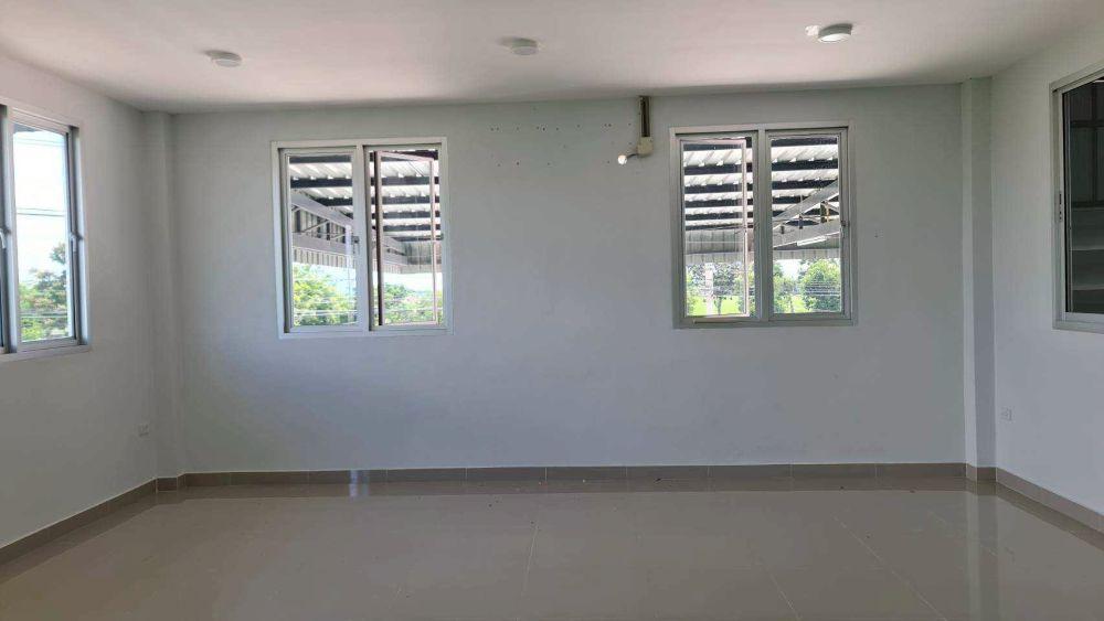 ให้เช่าโกดังใหม่  พร้อมอาคารสำนักงาน 2 ชั้น ติดถนนใหญ่ ตลิ่งชัน-สุพรรณบุรี 10