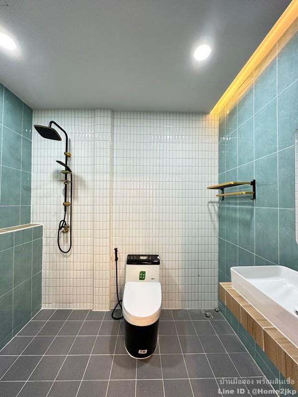 เรือนทองนิเวศน์ เสรีไทย 44 16