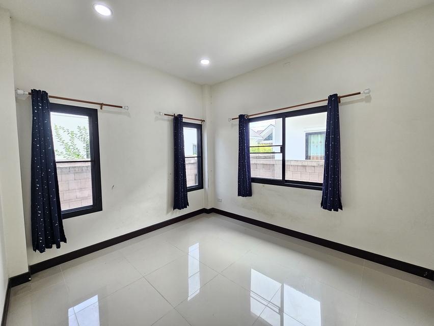 หมู่บ้าน the light 2 by ชนะสุข สามพราน14 10