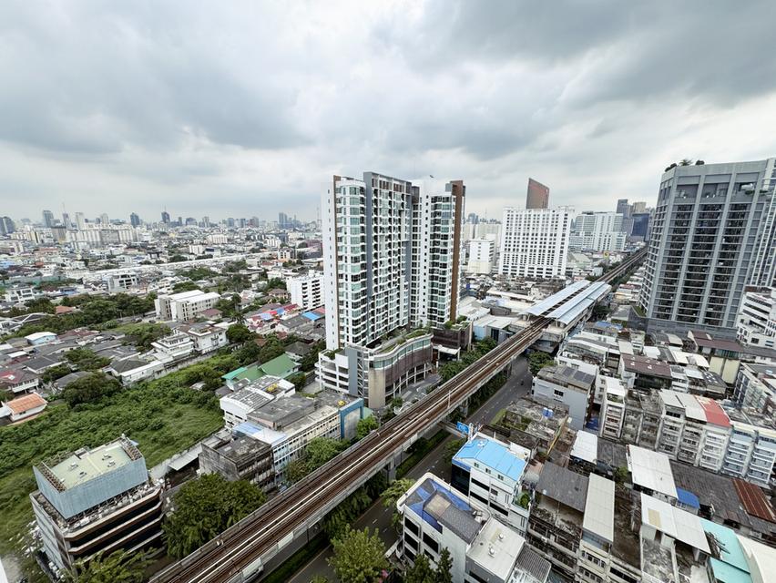 🏙️ คอนโดโมเดิร์นรีโนเวทใหม่ ไม่เคยปล่อยเช่า สวยหรูเหมือนห้องใหม่จากโครงการ พร้อมอยู่!! | 63.21 ตรม | 2 ห้องนอน 2 ห้องน้ำ | ชั้น 23 | BTS 200 เมตร 12