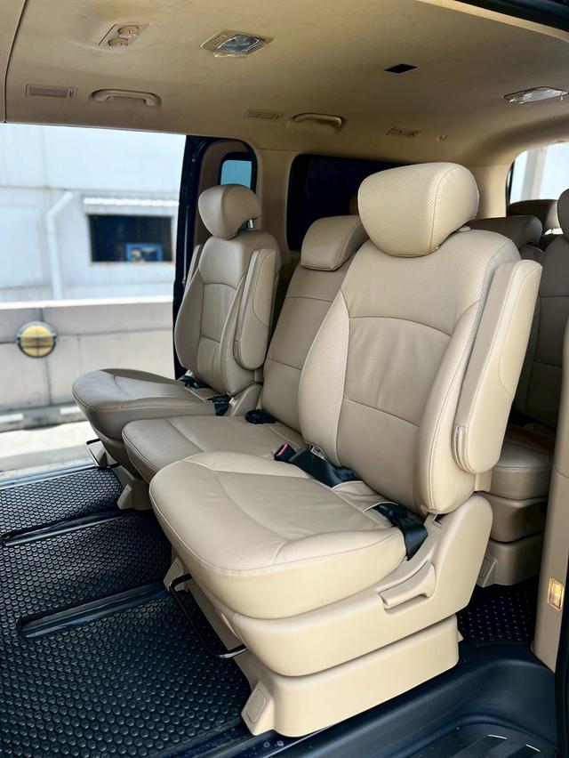 HYUNDAI H-1 2.5 Elite ปี 2018 เครื่องดีเชล  9