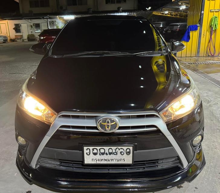 Toyota Yaris 2014 สีดำ