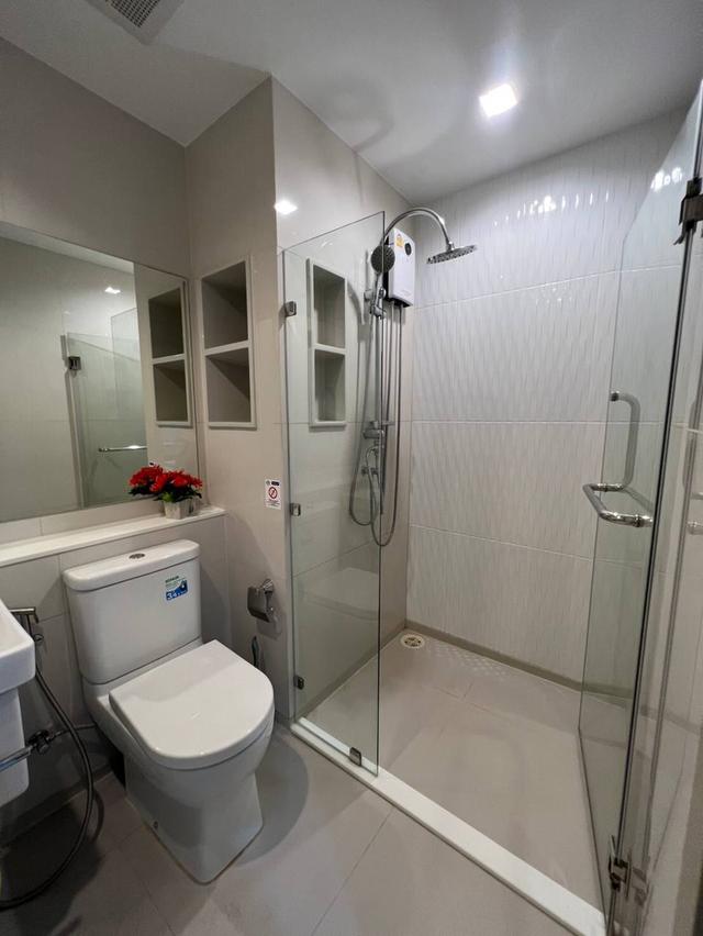 Life Ladprao Nice Room 8