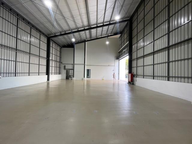 ให้เช่าโฮมออฟฟิศพร้อมโกดัง500ตร.ม.ย่านทาวน์อินทาวน์ลาดพร้าวรามคำแหงเลียบด่วน 7