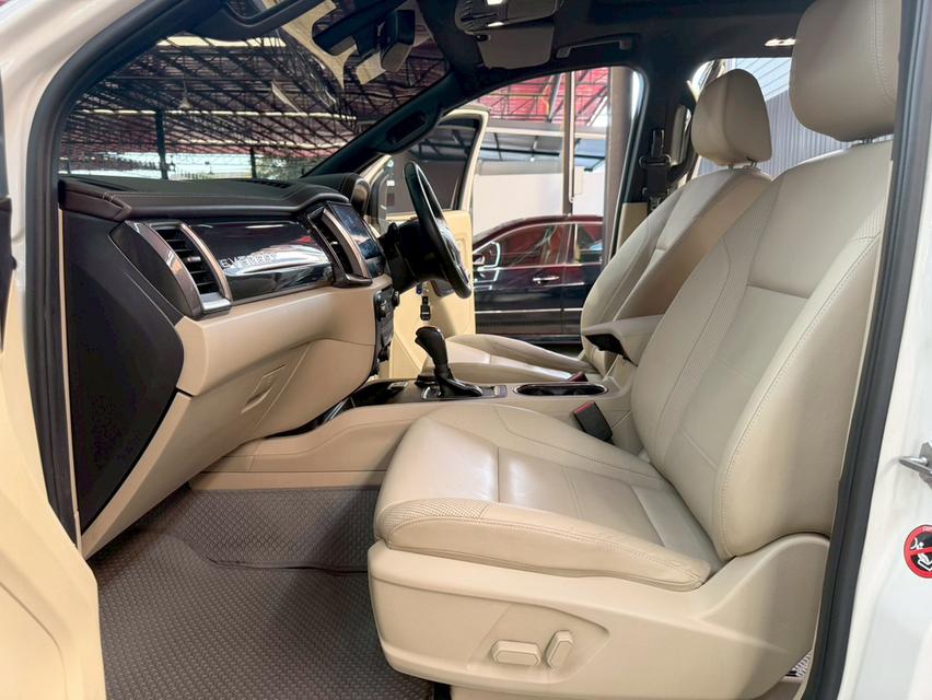 FORD EVEREST 3.2 Titanium+ 4WD ปี2016รถบ้าน ออพชั่นเต็มคัน 14