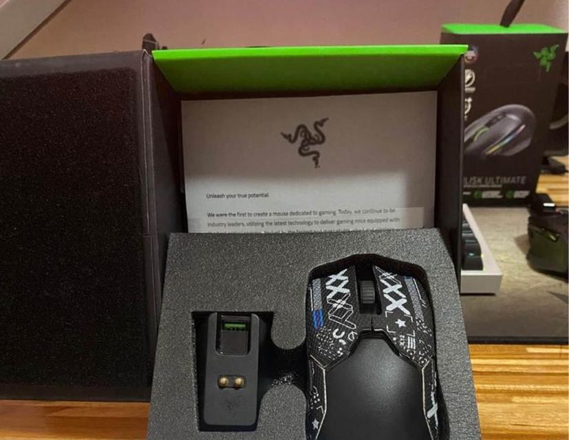 เมาส์ Razer VIPER ULTIMTE 4