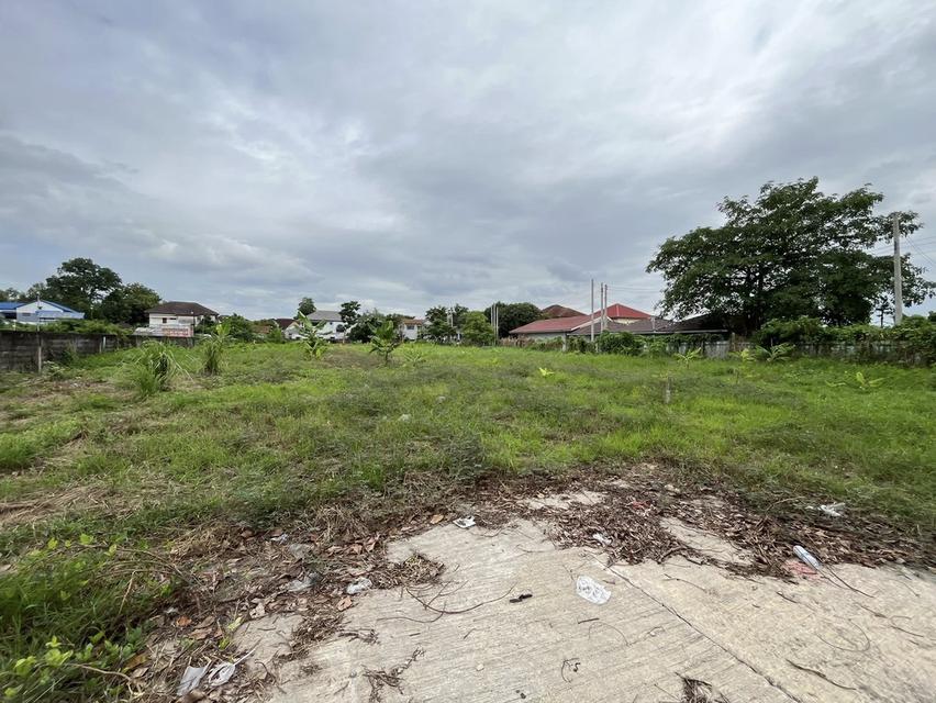 ขายที่ดินเปล่า ติดถนนอุทยาน (อักษะ) เดินทางได้ทั้ง ถนนพุทธมณฑลสาย 3 - ถนนพุทธมณฑลสาย 4 ขนาดที่ดิน 2 ไร่ 92.5 ตรว. 992.5 ตารางวา หน้ากว้างติดถนน 28 ม. 7