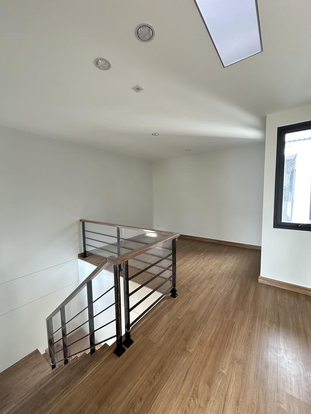 บ้านแฝด 3 ชั้น บ้านกลางเมือง ดิ อิดิชั่น ศรีนครินทร์-สวนหลวง  12