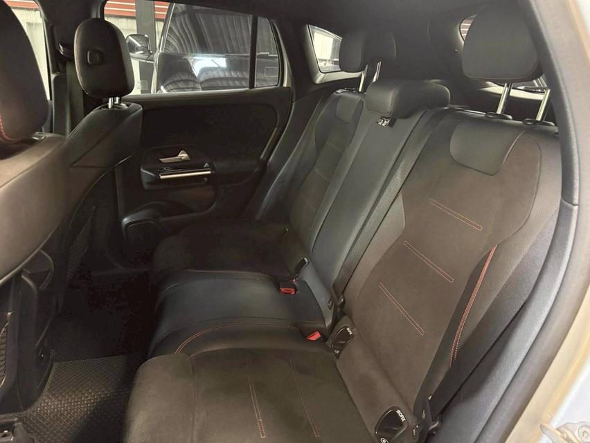 Benz GLA200 AMG ปี 2021 6
