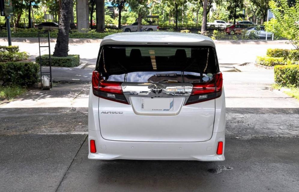 Toyota Alphard 30 รุ่น SC ปี 2017 รถมือสอง 4