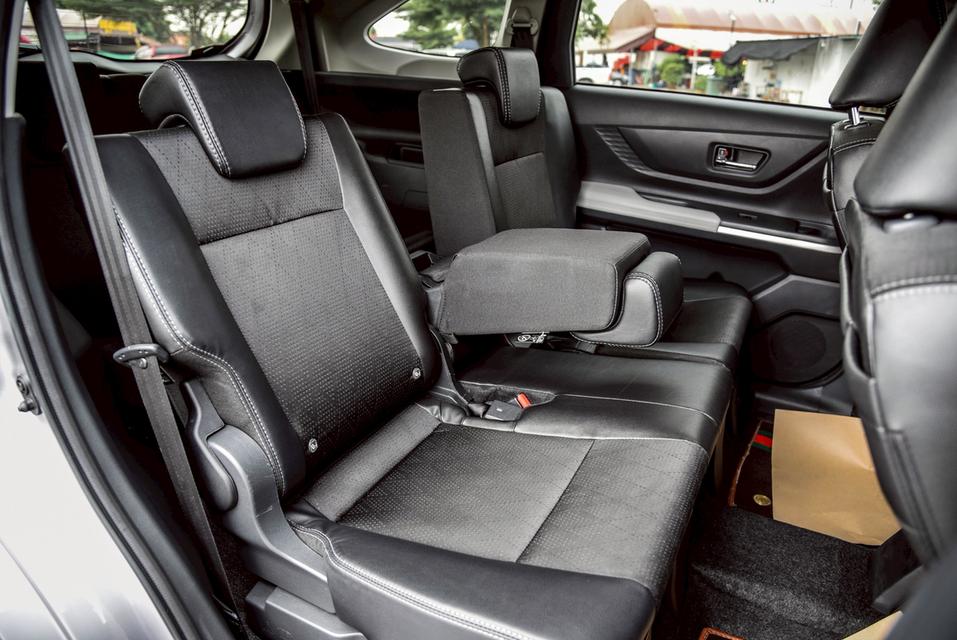 รหัสรถ CBL4694 TOYOTA Veloz 1.5 Premium CVT AT 2023 11