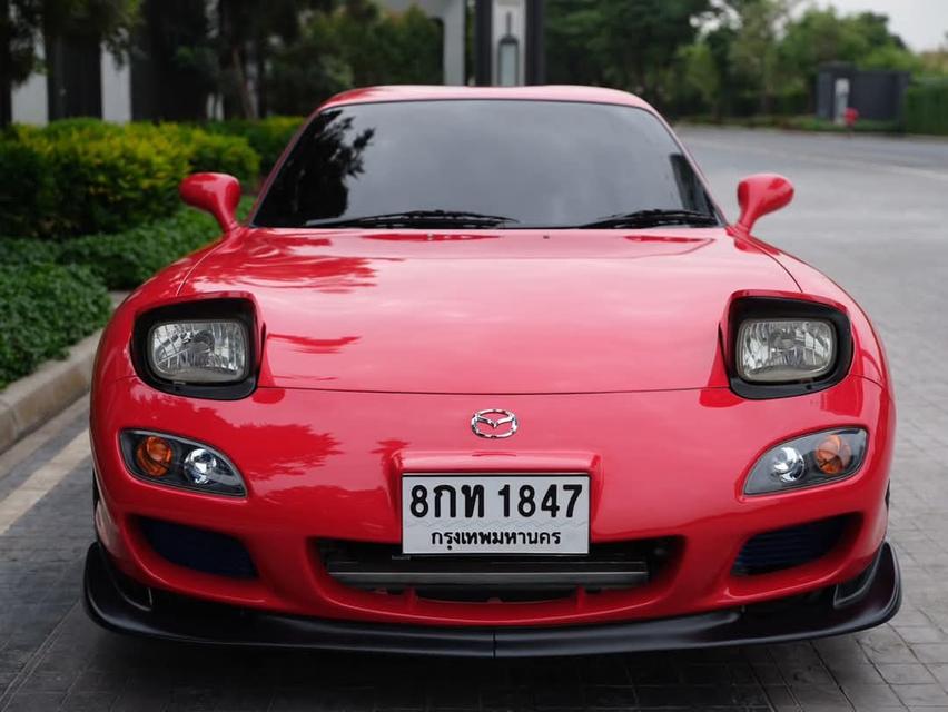 Mazda RX 7 สีแดง