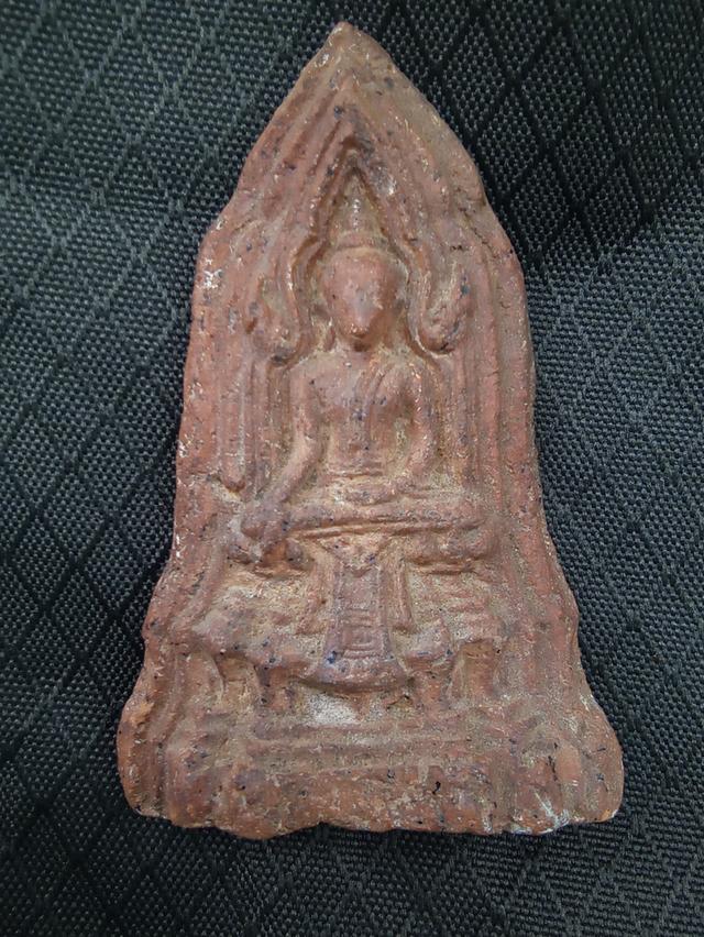 พระโคนสมอเนื้อดิน กรุอยุธยา
