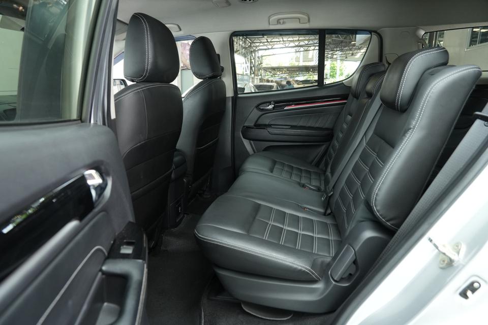 2020 ISUZU MU-X 3.0 THE ONYX SUV สีเทา เลขไมล์ 162728 กม. 17